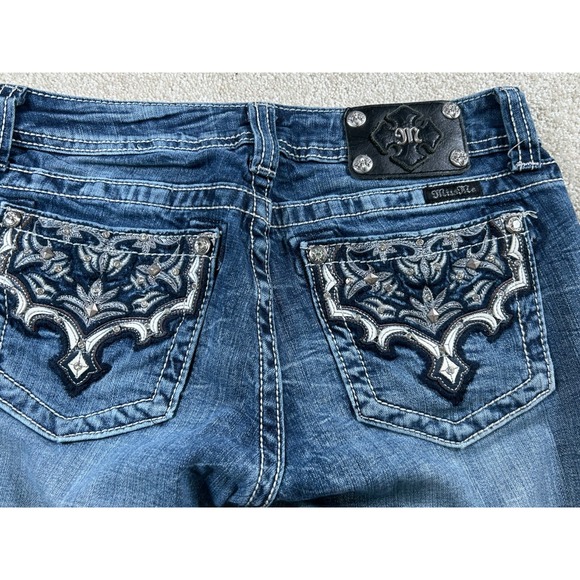 Miss Me Womens Size 28 Cuffed‎ Capri Jw5755P3 Thick Stitch Embellished - Picture 14 of 16